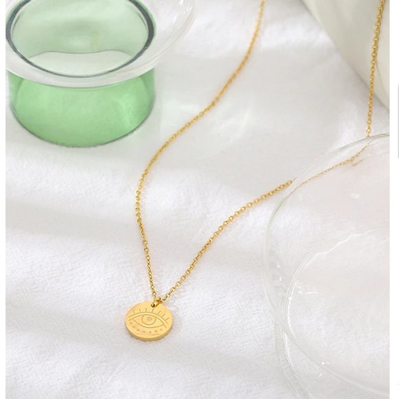 NEW 18K Gold Plated Round Eye Pendant Necklace - Picture 2 of 4